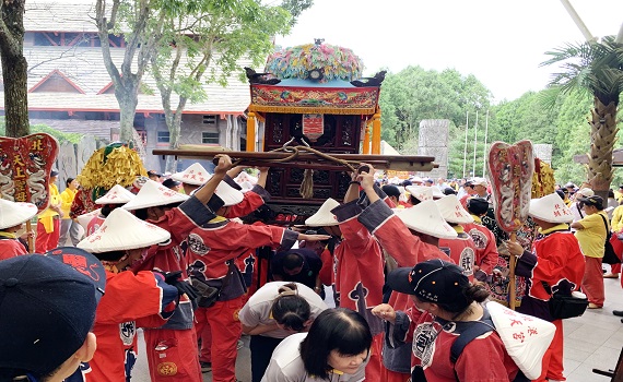 北港媽祖創舉水陸空3D繞境巡狩坐日月潭纜車到九族文化村為遊客祈福 - https://www.watchmedia01.com