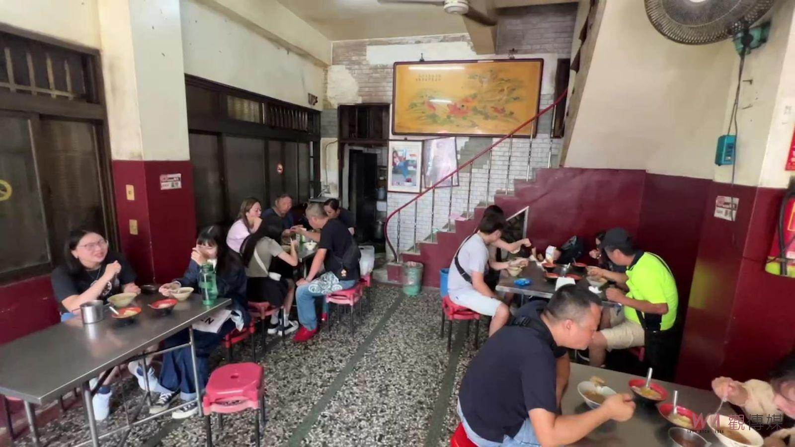 影／報「腹」性美食小旅行　彰化肉圓店食客團團包圍　警險出動快打部隊 - https://www.watchmedia01.com
