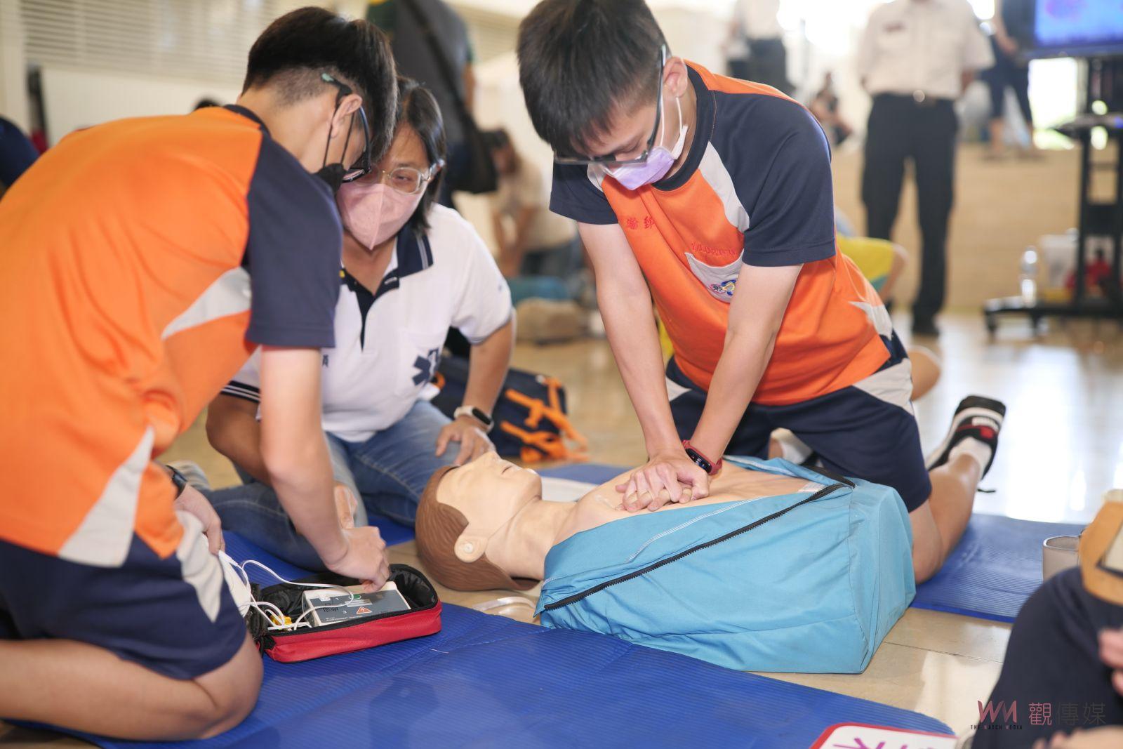 影／非常救護~守護升級　彰化縣救護週辦理26鄉鎮市連線學習CPR+AED - https://www.watchmedia01.com