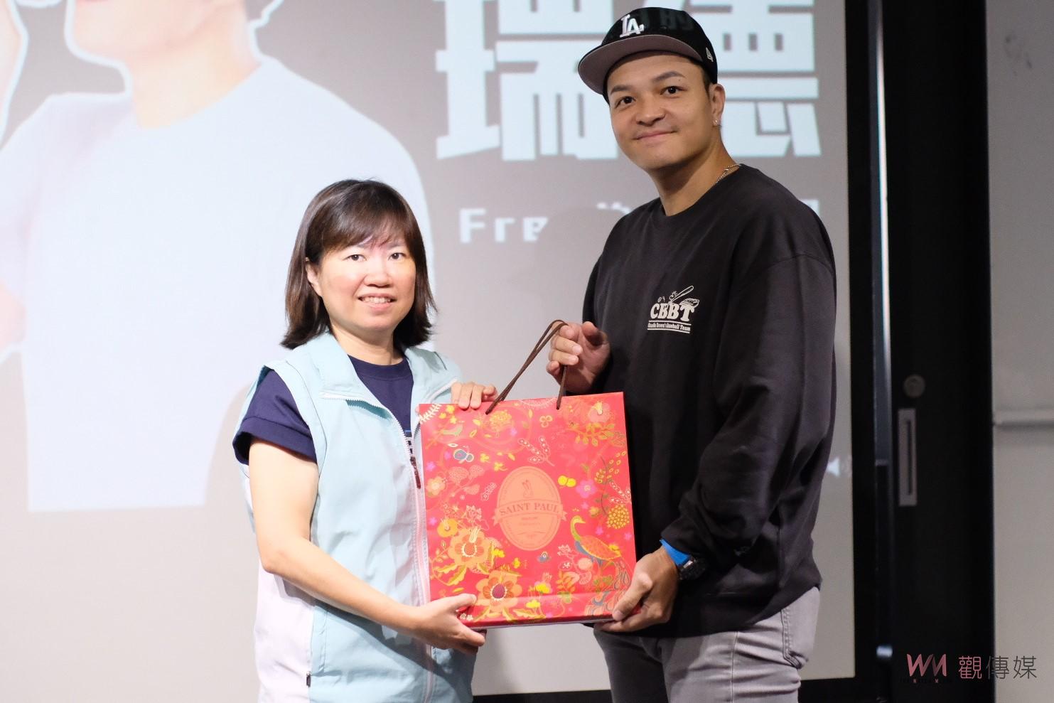 人生十字路口怎麼選？　廚佛瑞德Fred分享人生道路轉折處 - https://www.watchmedia01.com