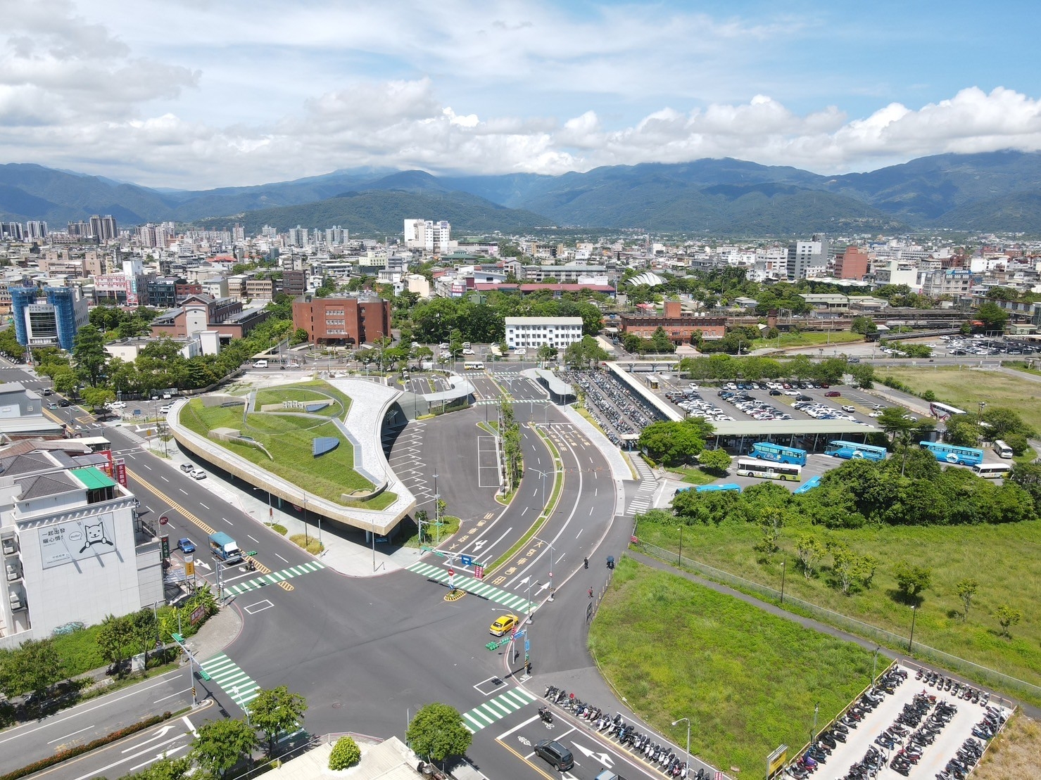 宜蘭轉運站新站 28日開始營運 地下室停車場汽機車888位 - https://www.watchmedia01.com