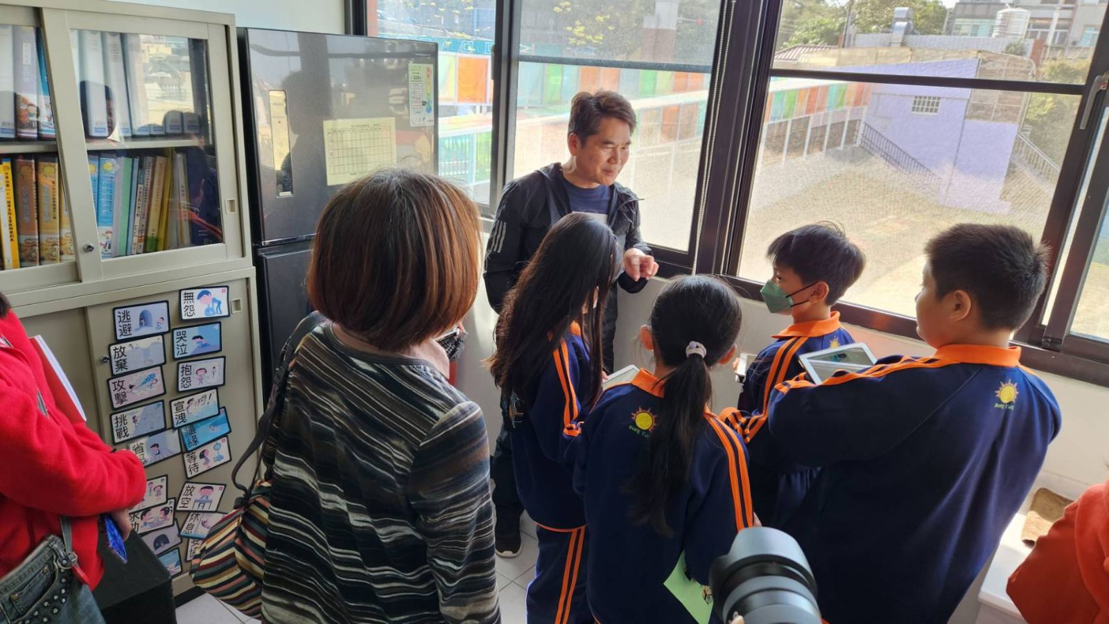 培訓教師運用XR提升數位教學 中市教育局推中小學數位學習 - https://www.watchmedia01.com