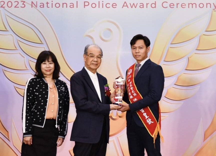 虎警曾皇欽破獲億元偽鈔案　榮獲112年國家警光獎表揚 - https://www.watchmedia01.com