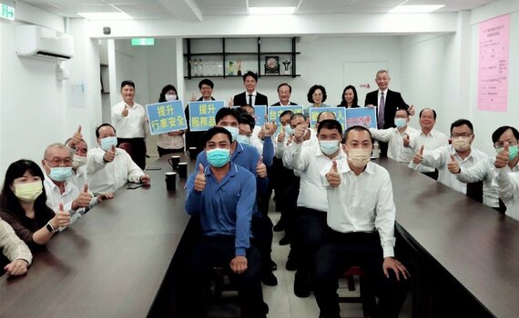中市府促提高公車駕駛待遇！台中客運率先每月加薪4,000元 - https://www.watchmedia01.com
