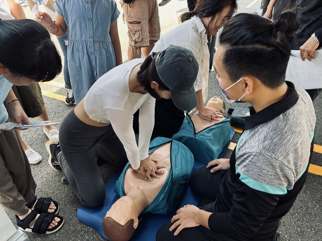 忠權社區連結大旗艦社區辦活動 循環經濟&居家安全落實環保政策營造幸福社區 - https://www.watchmedia01.com