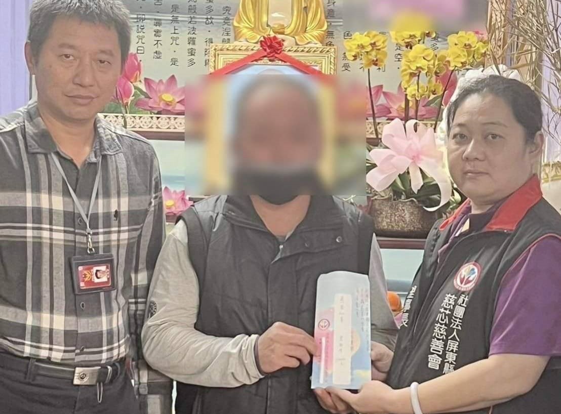 臺西警助弱勢籌措喪葬費　照顧臥病多年老父花光積蓄 - https://www.watchmedia01.com