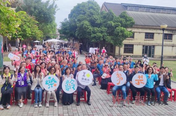 嘉義市勇壯樂團結業成果發表 平均年齡62.7歲樂齡學習 - https://www.watchmedia01.com