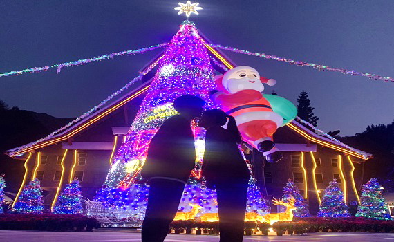 日月潭九族文化村　聖誕歡樂月　多重驚喜打造浪漫雪國聖誕樂園 - https://www.watchmedia01.com