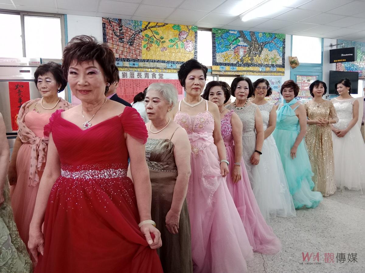 （有影片）／樂齡時光之旅再現青春 禮服婚紗舞台秀首登場 - https://www.watchmedia01.com