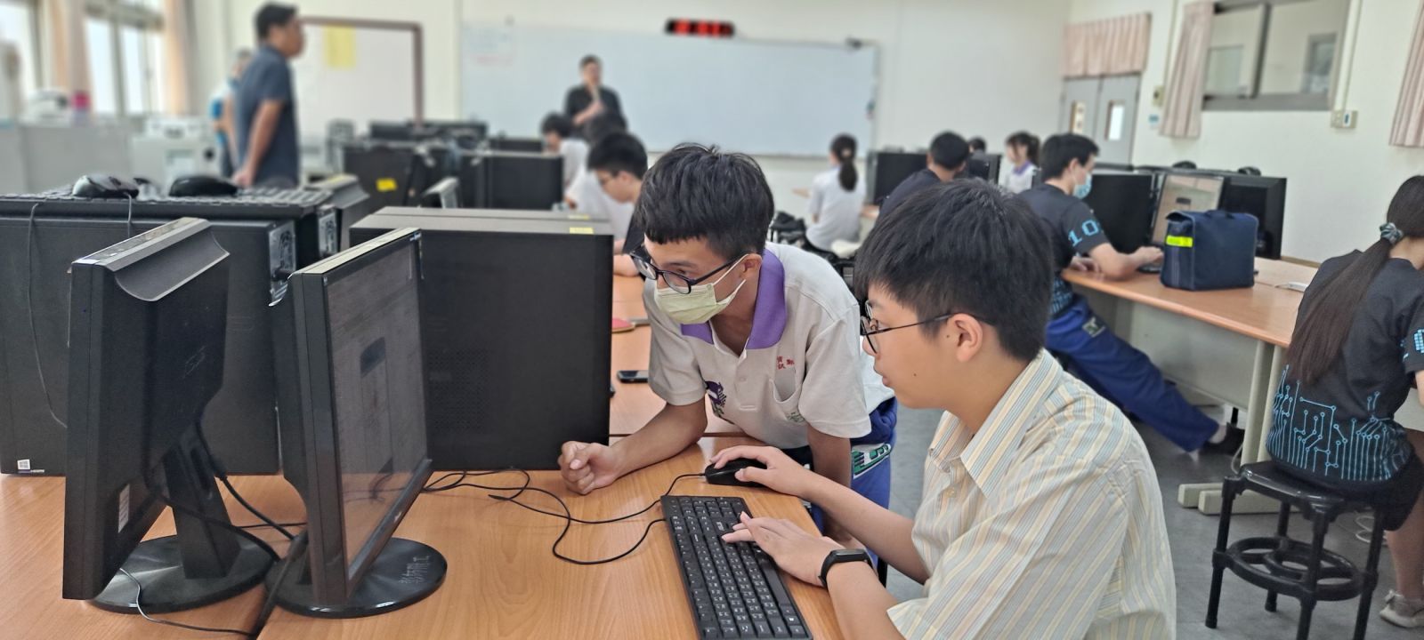 首屆「N YOUNG CITY」AI競賽啟動　彰化縣邀青年學子共創智慧未來城市 - https://www.watchmedia01.com