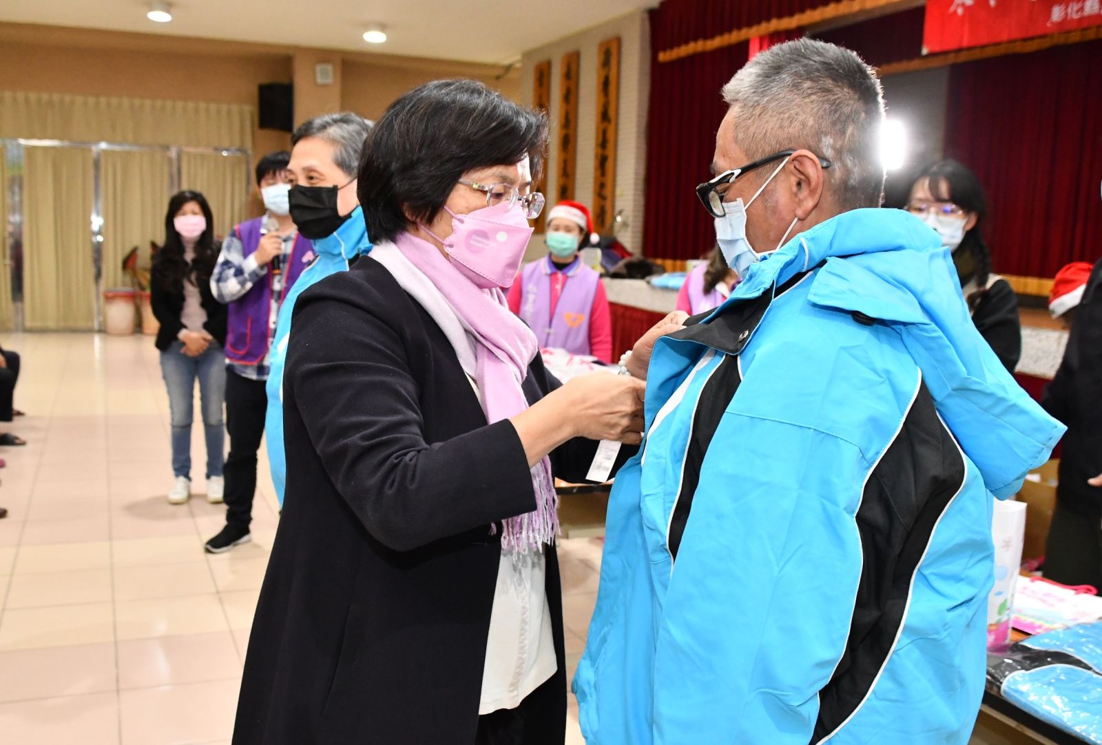彰化縣政府啟動低溫關懷「寒冬送暖‧溫暖街友心」 - https://www.watchmedia01.com