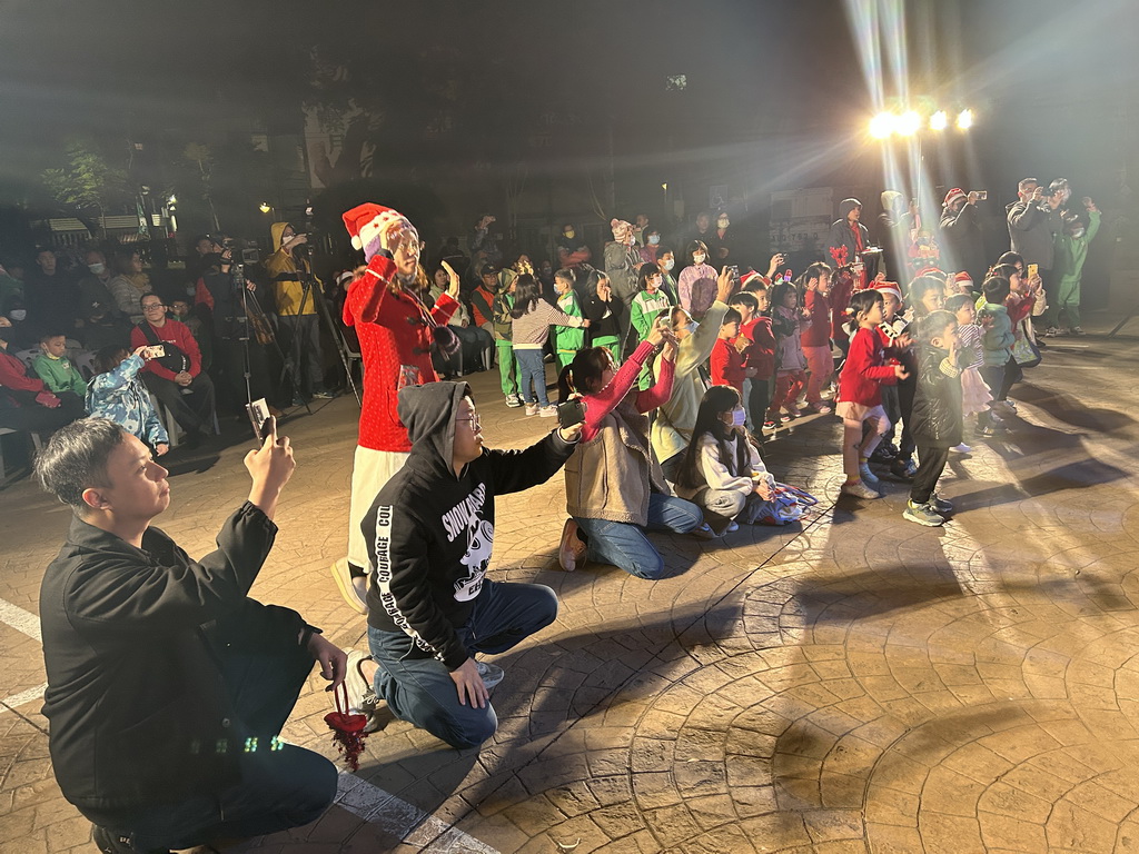 員東國小60週年校慶首部曲 幼兒園聖誕Party點亮員東人高IQ - https://www.watchmedia01.com