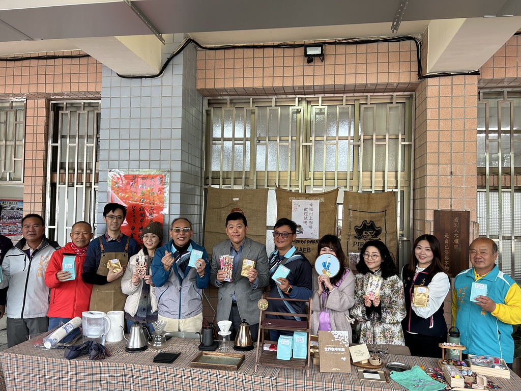 村上國小校務發展得到肯定 102周年校慶舉辦五星級教育旗艦學校揭牌 - https://www.watchmedia01.com