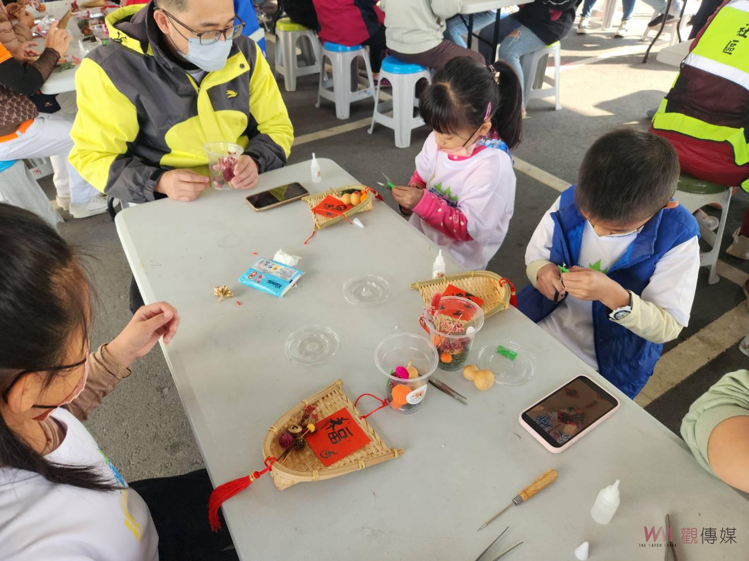 (有影片)/溪州鄉公所元旦升旗熱鬧登場 千人歡聚迎接新年 - https://www.watchmedia01.com