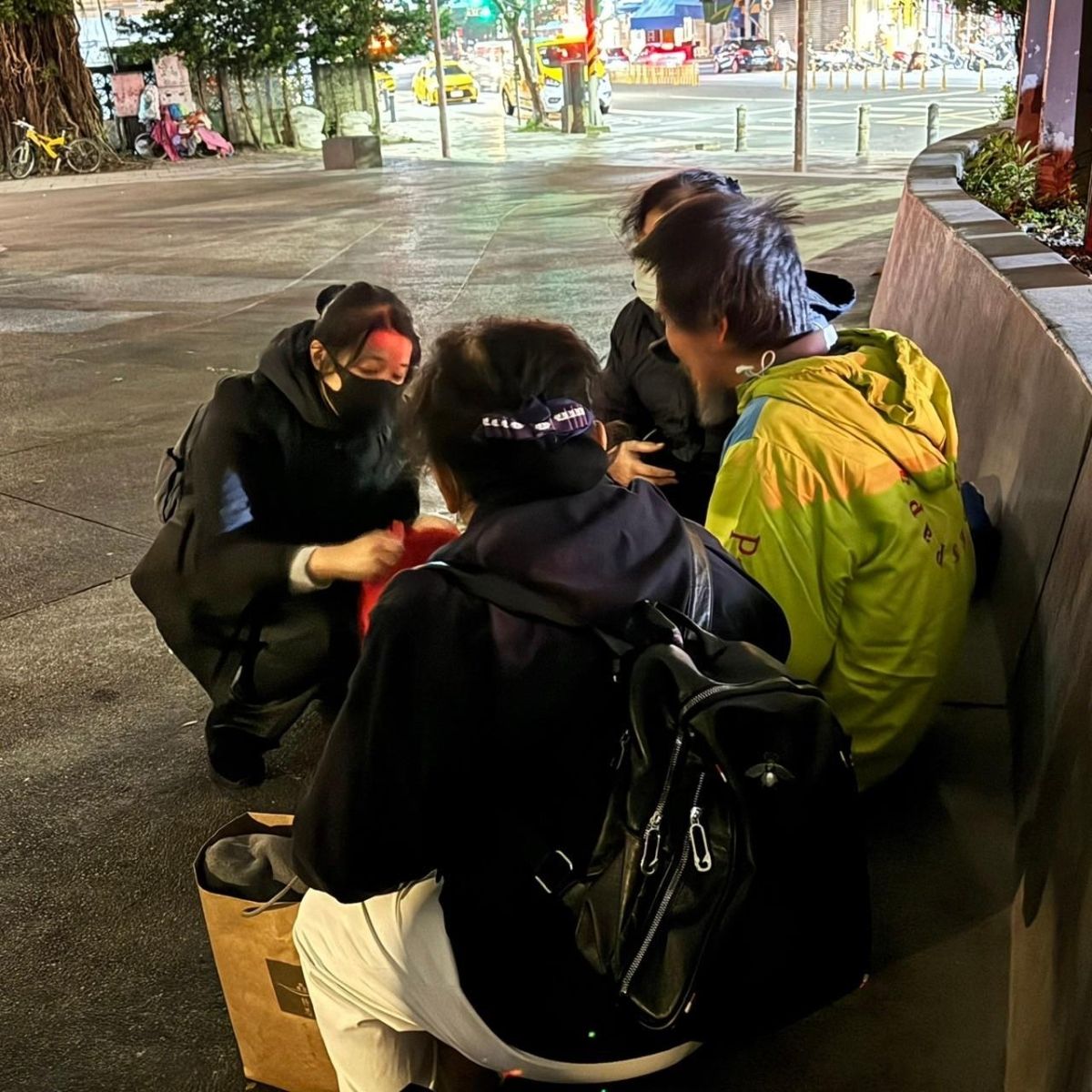 寒夜送暖溫暖人心 宜蘭慈濟志工關懷街友 - https://www.watchmedia01.com