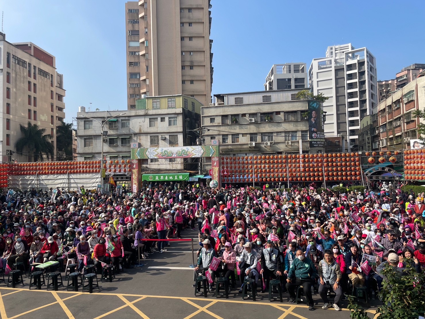 吳琪銘與蔡英文共祈福 畢業心願揭曉：期盼吳琪銘當選立委 - https://www.watchmedia01.com