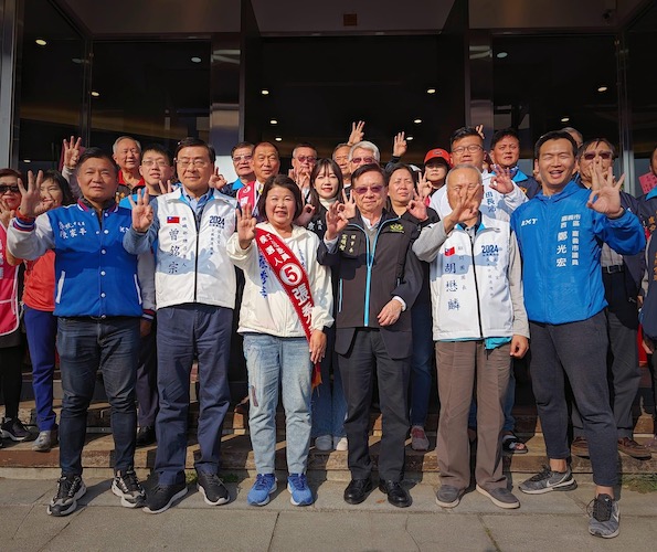 郭台銘好友宣明智力挺張秀華拜票　呼籲搶救郭台銘票投侯友宜 - https://www.watchmedia01.com