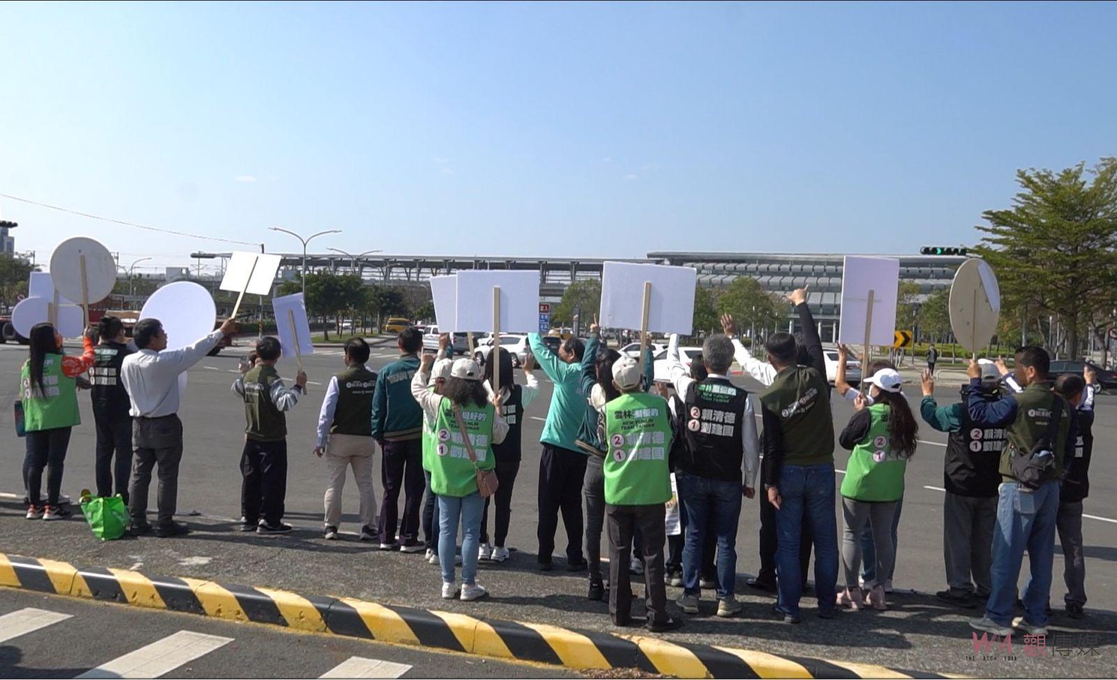 （有影片）／民進黨立委候選人山海大團結　劉建國、蘇治芬高鐵站迎遊子 - https://www.watchmedia01.com