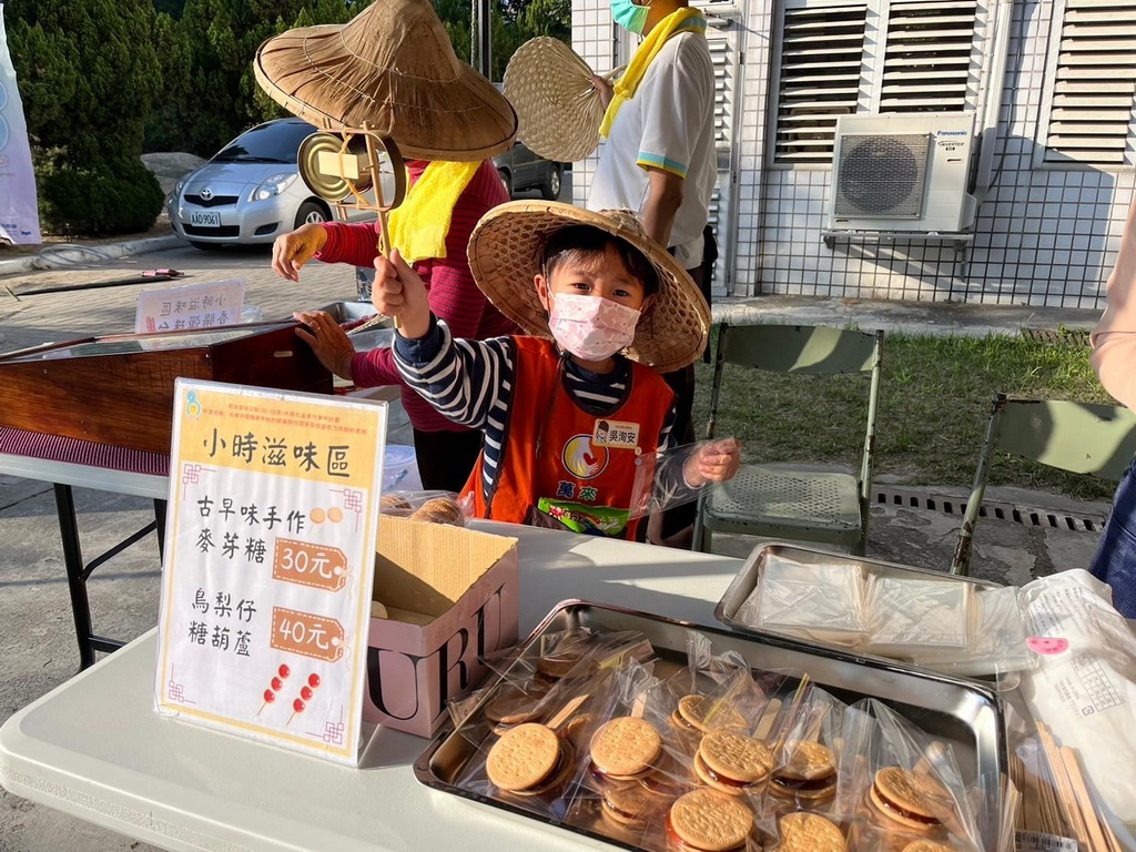 萬來非營利幼兒園舉辦幼老共學結業式 老少同學歡喜領到結業證書 - https://www.watchmedia01.com
