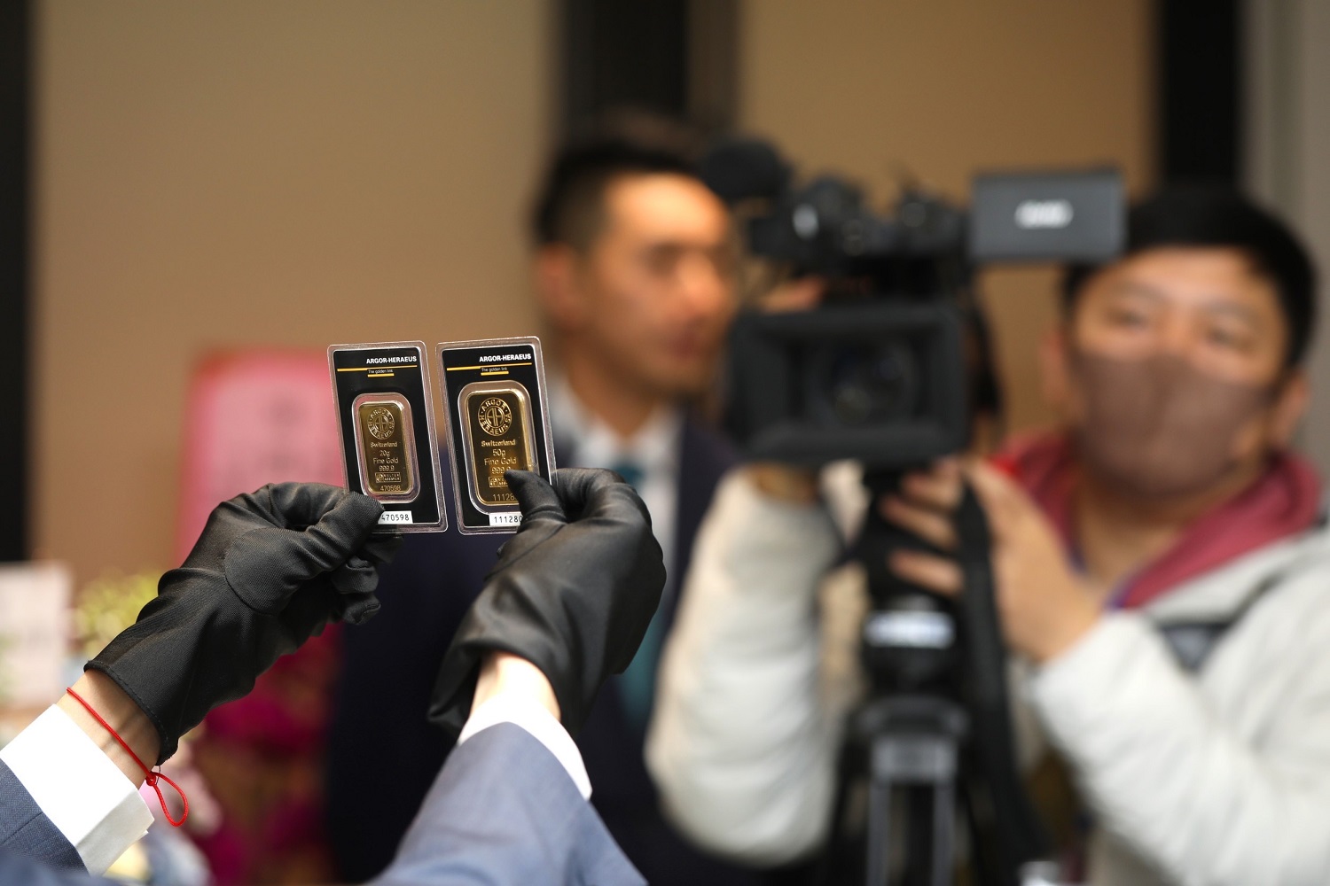 看準中部消費力！專賣國際精品黃金條塊集團「聖巨金業」插旗台中豪宅區！ - https://www.watchmedia01.com