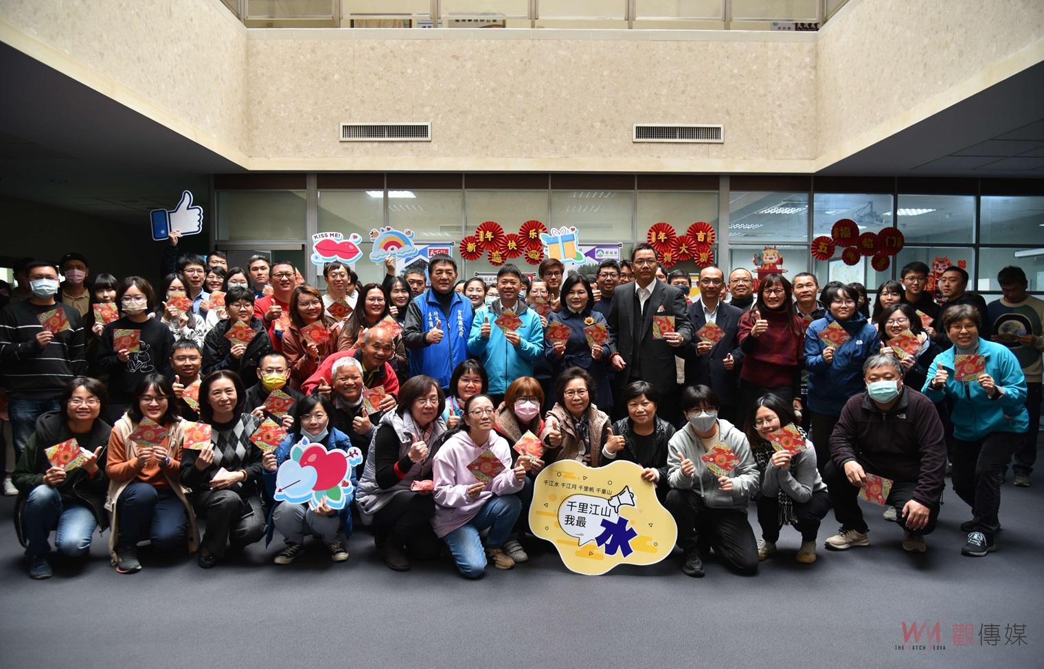 （有影片）／張麗善發送「富貴龍華」福袋　祝福縣府同仁新春富貴龍華 - https://www.watchmedia01.com