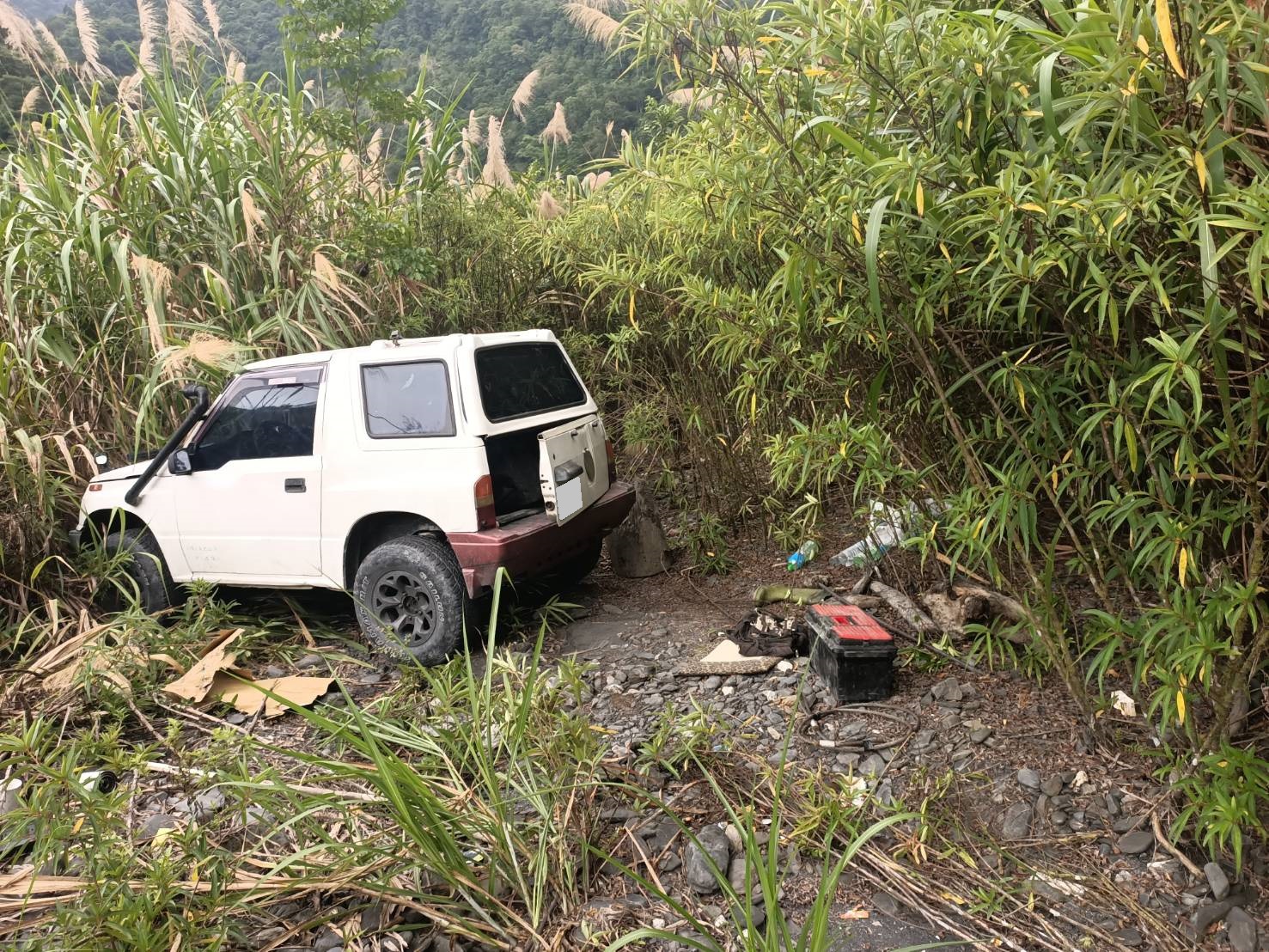 山老鼠竊木300公斤行跡曝光棄車逃逸 警林循線查獲送辦 - https://www.watchmedia01.com