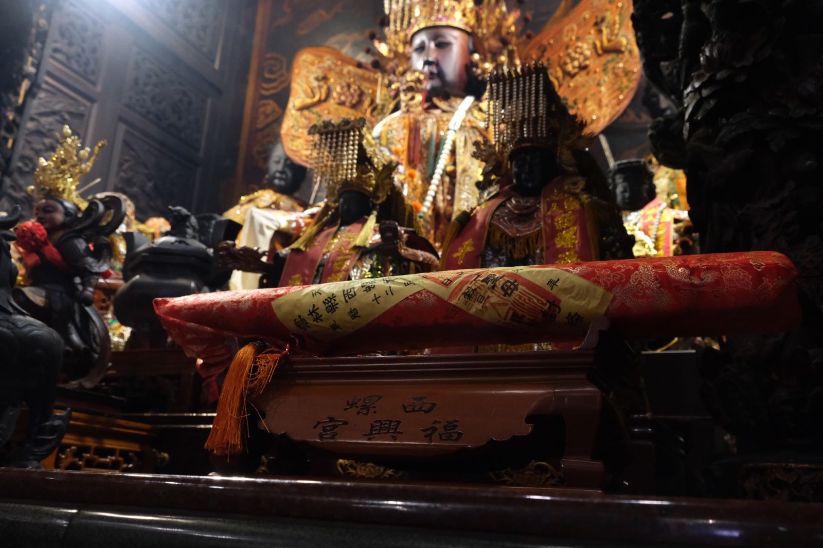 西螺福興宮送神封籤迎接龍年　邀多位書法家義寫春聯 - https://www.watchmedia01.com