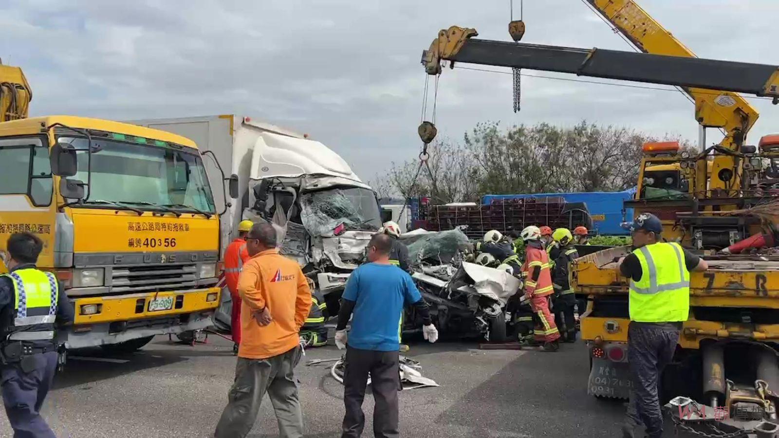 （有影片）／國道1號7車連環撞釀1死1傷　駕駛找胞弟冒名頂替遭聲押 - https://www.watchmedia01.com