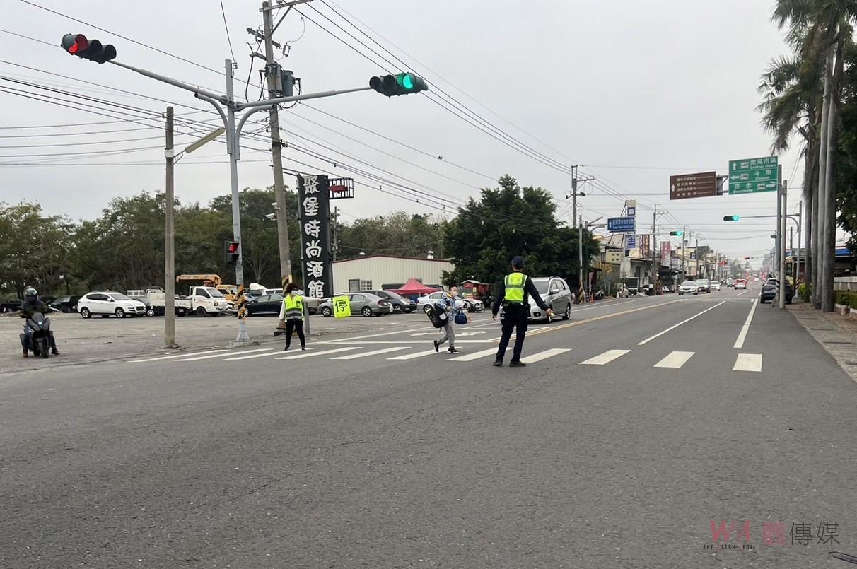 打造校園安全走廊　虎尾警守護學童 - https://www.watchmedia01.com