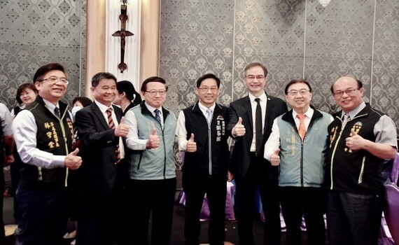 中市工業區廠商協進會第11、12屆理事長交接！經發局長：感謝為台中拚經濟 - https://www.watchmedia01.com
