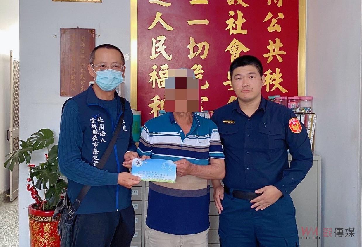 北港警與夜市慈愛會伸援手　幫助水林2家低收入戶安葬 - https://www.watchmedia01.com
