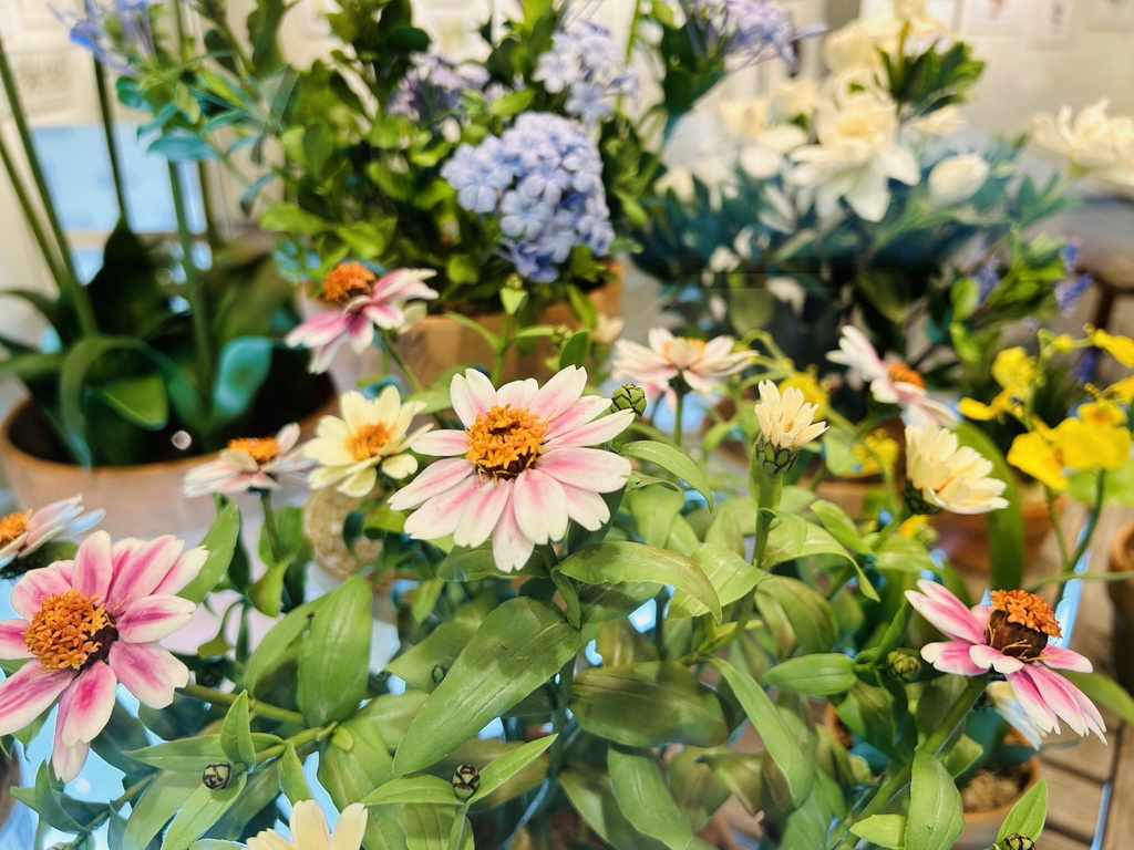 2024當代植物學繪畫藝術展 來自20國植物學藝術家把植物畫成名模 - https://www.watchmedia01.com