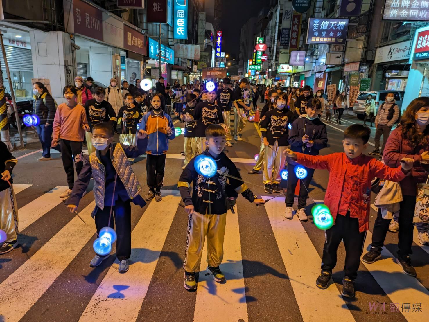 （有影片）／彰化古城踩街國際嘉年華：跨國友好熱情洋溢　晚會繽紛歡樂夜 - https://www.watchmedia01.com
