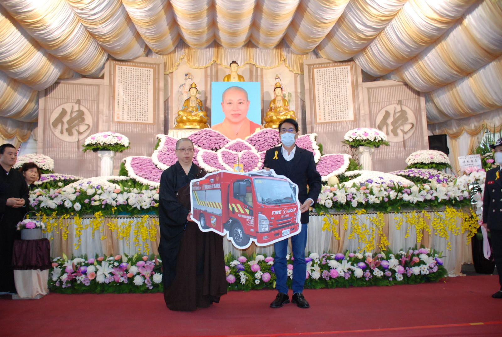 善覺寺住持道心法師圓寂 捐贈救護車及消防車遺愛人間 - https://www.watchmedia01.com