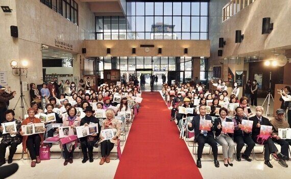 中市女性藝術家邀請展盛大開幕!讓女性的力量持續被看見 - https://www.watchmedia01.com