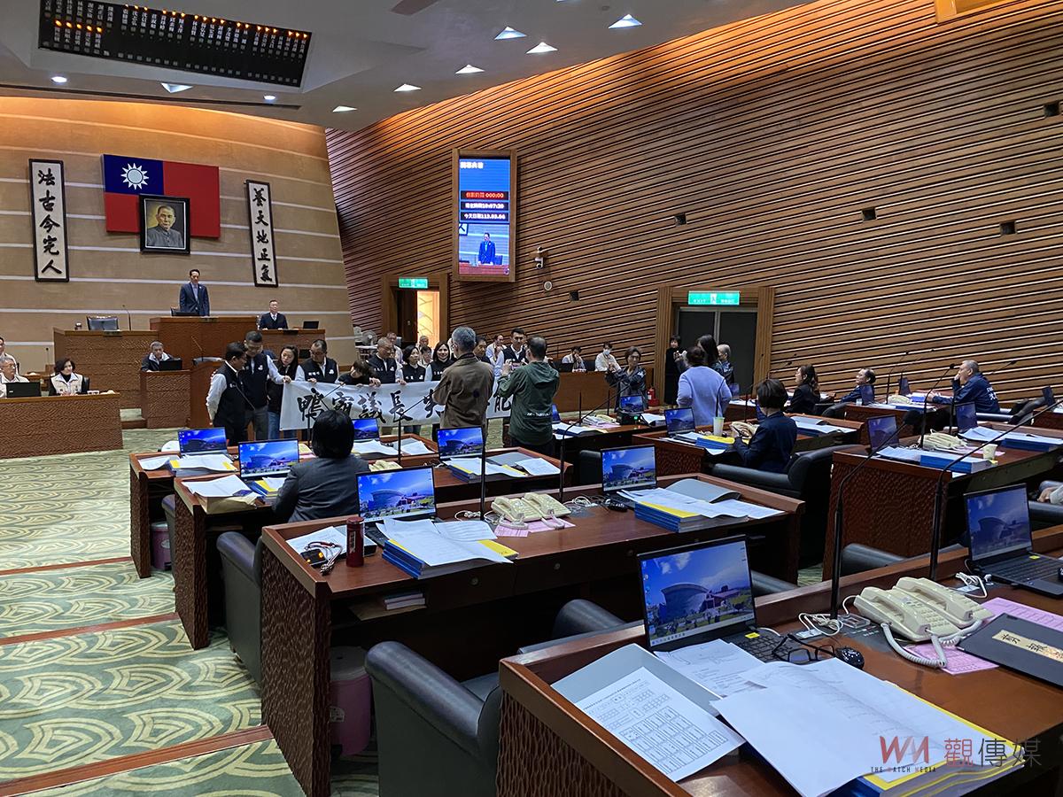 臨時會第一天民進黨團上演翻舊帳 國民黨：不要把議場當秀場 - https://www.watchmedia01.com