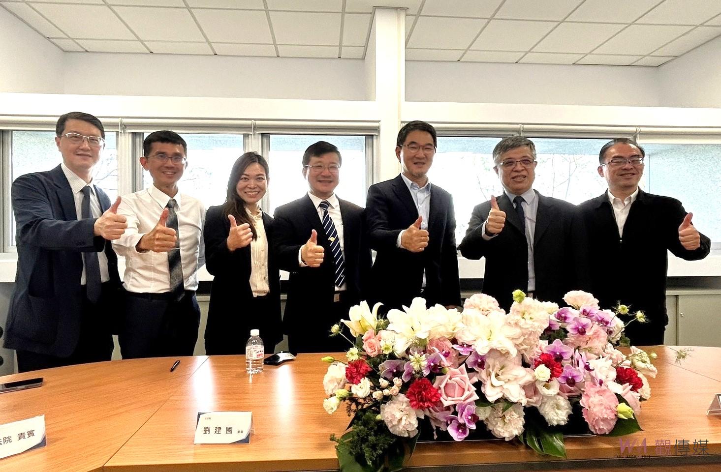 劉建國感謝蘇治芬長期關注人才培育　虎科獲1.4億強化技職培育與研發 - https://www.watchmedia01.com