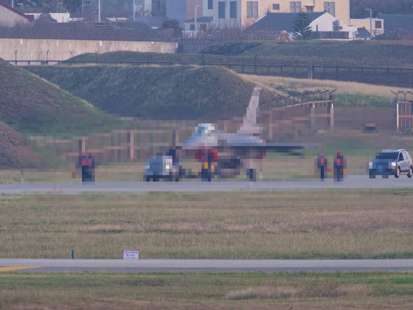 空軍F-16戰機例行訓練油量異常 緊急轉降澎湖機場 - https://www.watchmedia01.com