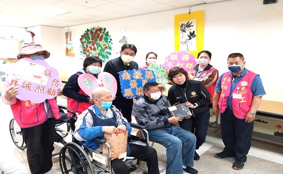 南投縣榮服處榮欣志工展活力、關懷訪慰榮家住民 - https://www.watchmedia01.com