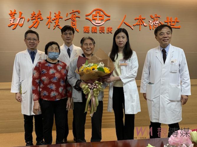 嘉義長庚引新型微創眼科手術　85翁重見光明感激溢言表 - https://www.watchmedia01.com