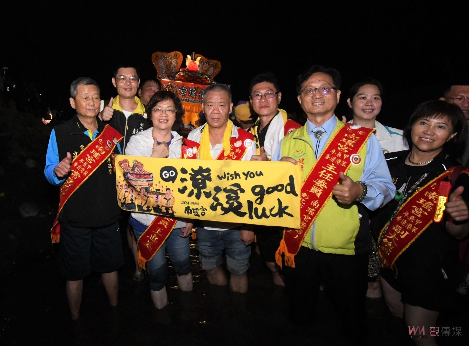（有影片）／百年神奇！南瑤宮「三媽愛潦溪」人神橫渡濁水溪 信眾虔誠激動 - https://www.watchmedia01.com