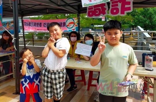 僑平國小文藝市集敦親睦鄰 嘉市警一分局守護學童反毒識詐 - https://www.watchmedia01.com