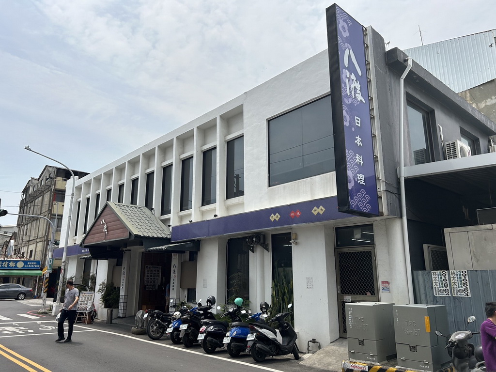 見證在地美食發展史 鄧炳耀縱橫餐飲三十年料理界遠近馳名 - https://www.watchmedia01.com