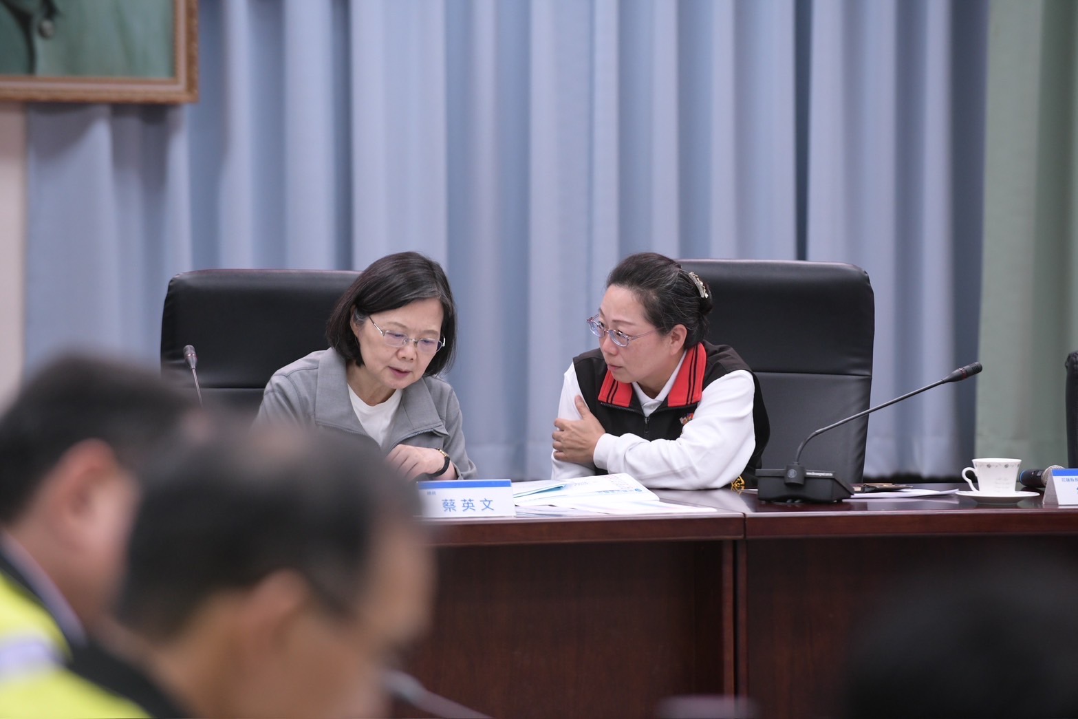 震後第八天蔡英文視察災情 徐榛蔚籲請中央共同協助災後重建花蓮 - https://www.watchmedia01.com