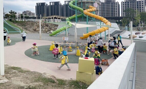 親子遊戲最佳場所　第二期5月開工！黃佳恬議員成功再爭取馬卡龍公園遮蔭設施工程 - https://www.watchmedia01.com