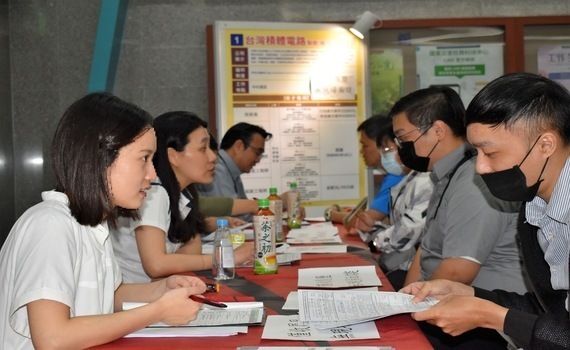 助青年畢業即就業！中市府攜手中科管理局辦徵才 媒合率達7成 - https://www.watchmedia01.com