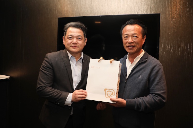 翁章梁率團赴美無人機交流　走向國際受熱情接待 - https://www.watchmedia01.com