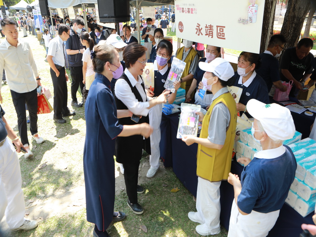 慈濟大愛募心募愛園遊會市集 花蓮救災集腋成裘會場滿滿同胞愛 - https://www.watchmedia01.com