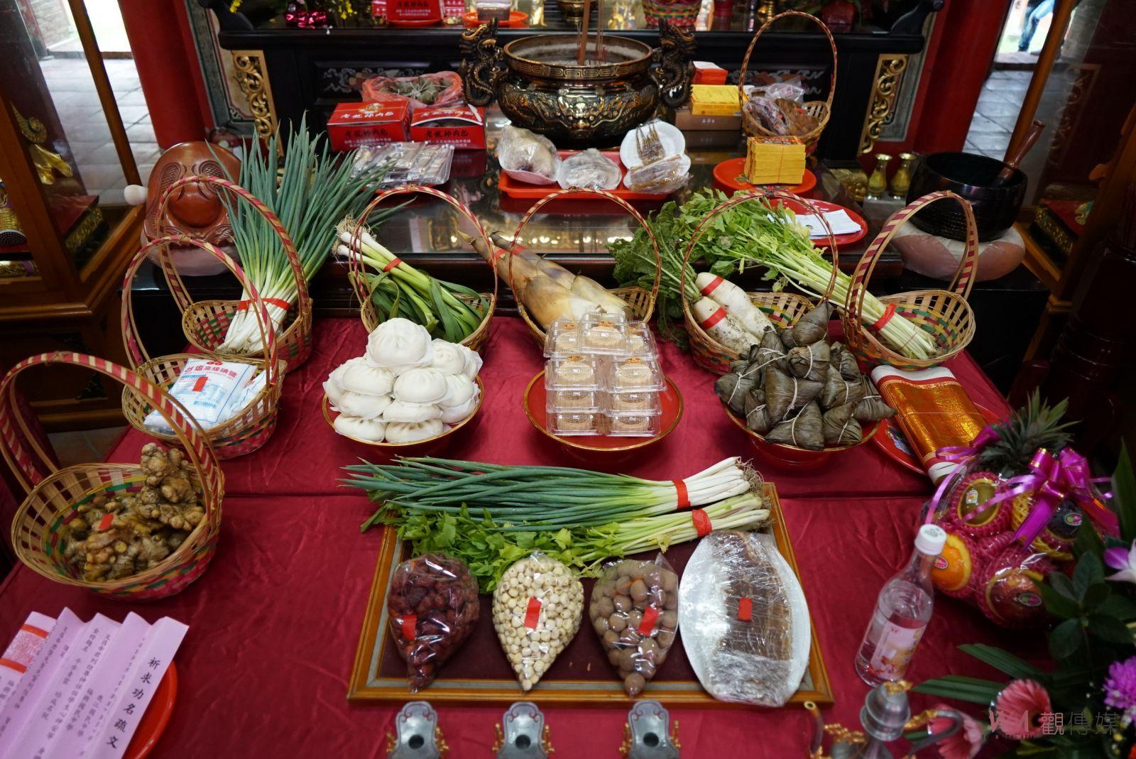 （有影片）／鹿港地區考生祈福　傳承古鎮文化祝福新一代 - https://www.watchmedia01.com