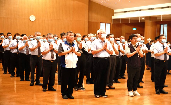 南投慈濟千人浴佛典禮 王副縣長出席祈福 - https://www.watchmedia01.com